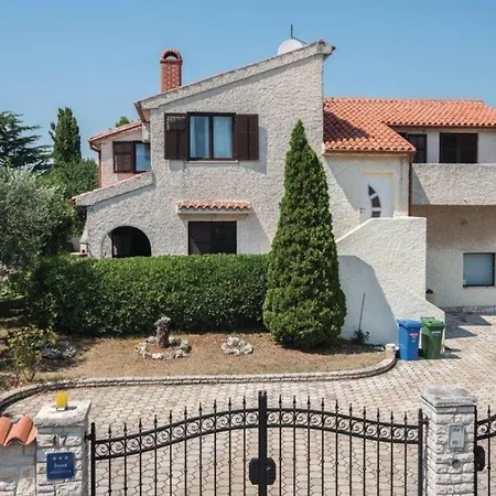 Fuer 4 Personen Ca 80 Qm In Banjole, Istrien Istrische Riviera *